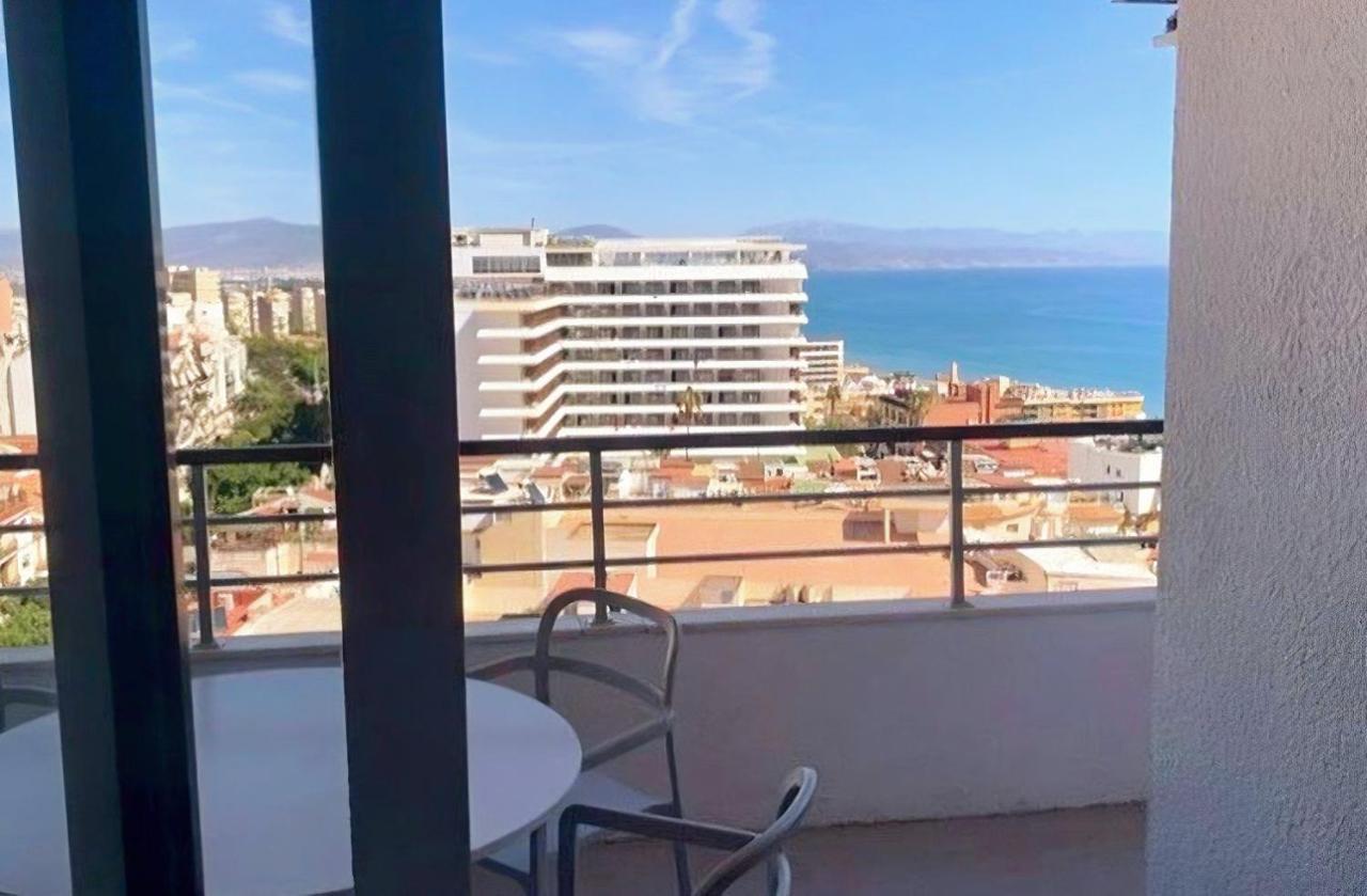 Ferienwohnung Oasis Sea & Sky - La Nogalera Torremolinos Exterior foto