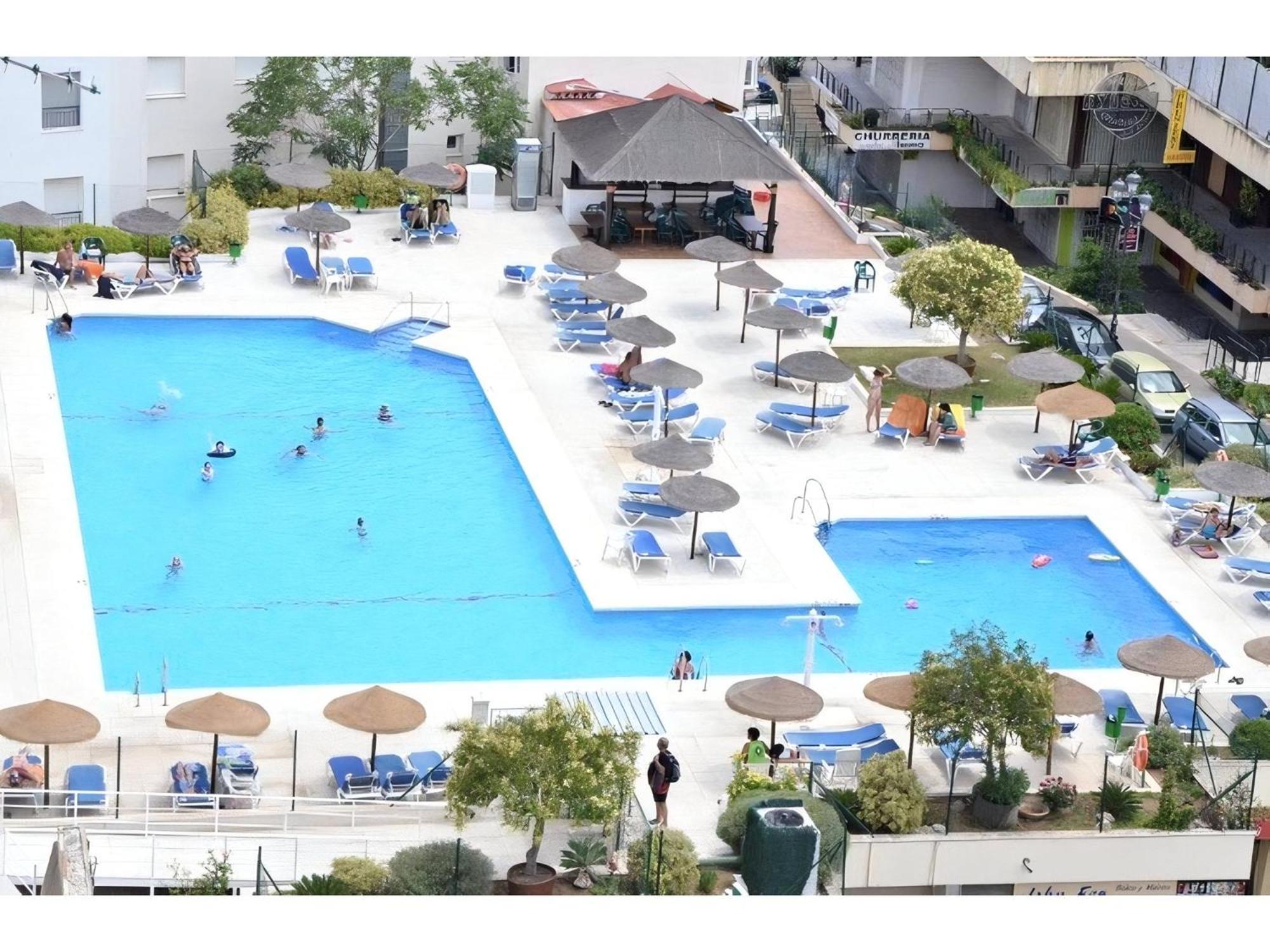 Ferienwohnung Oasis Sea & Sky - La Nogalera Torremolinos Exterior foto