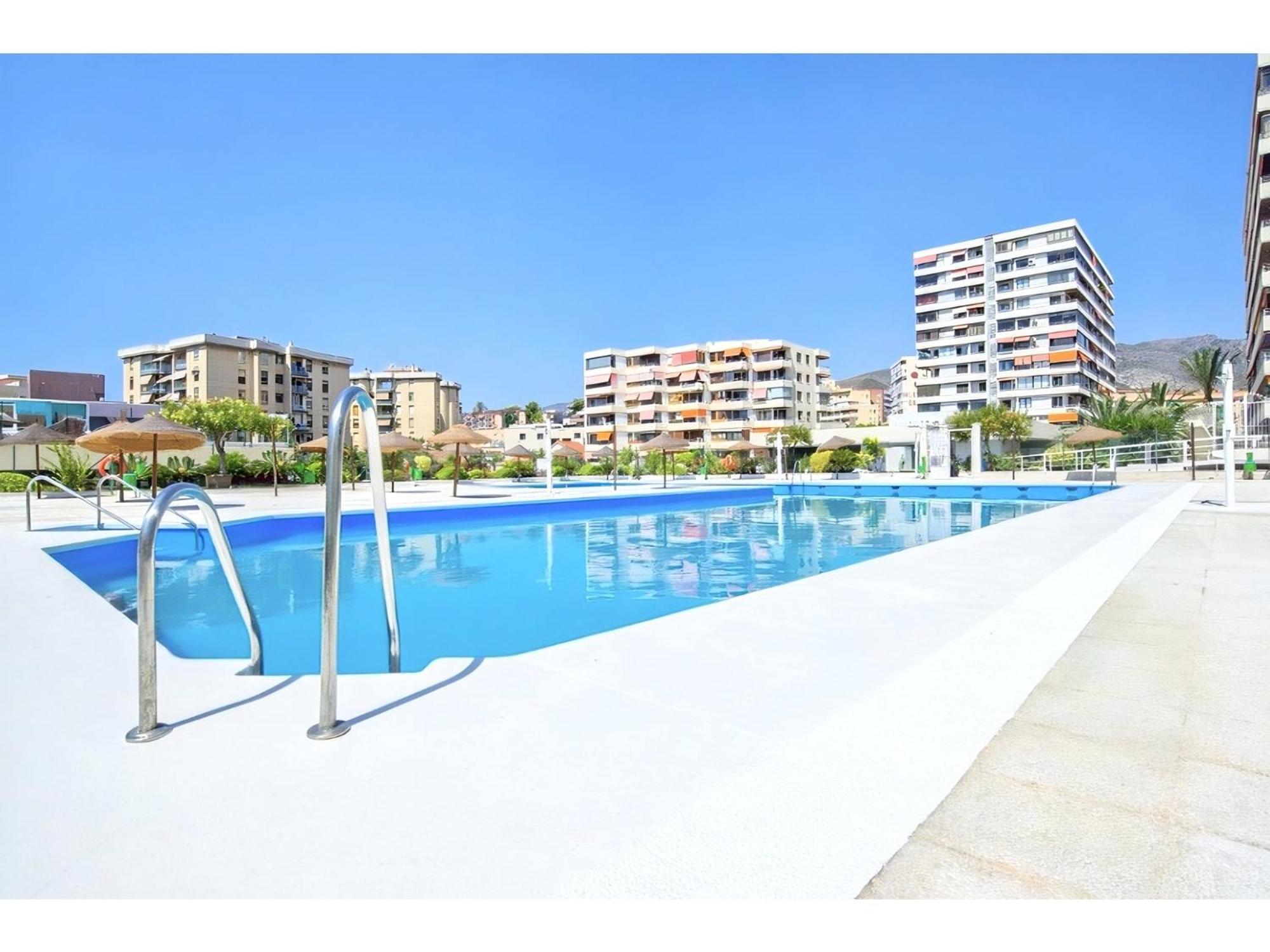 Ferienwohnung Oasis Sea & Sky - La Nogalera Torremolinos Exterior foto